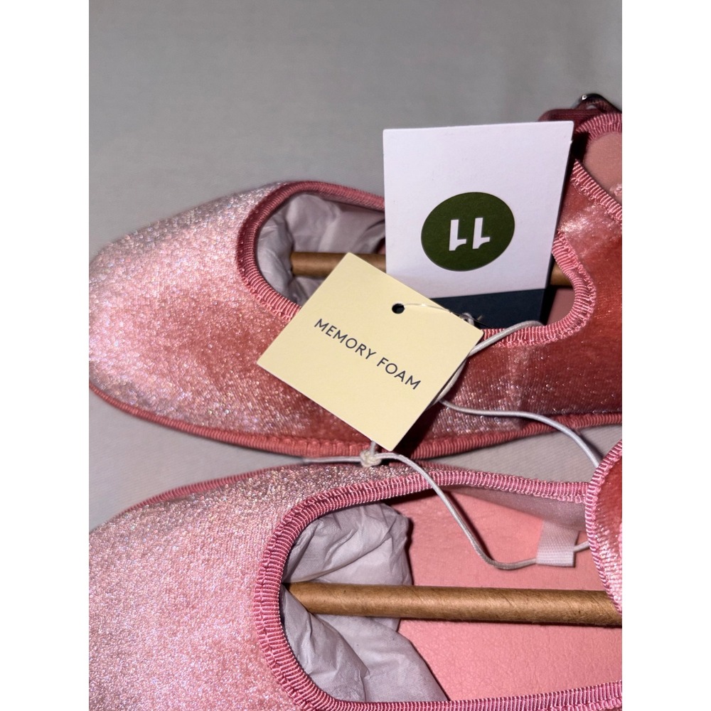 Universal Thread Pink Velvet Mary Jane Flats Memory Foam Halston Size 11 NEW - Picture 4 of 11